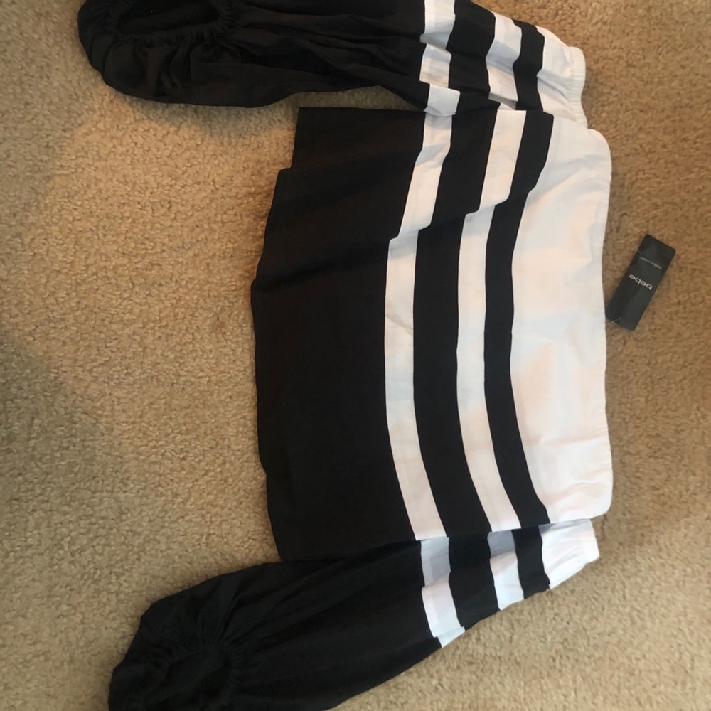 Bebe long sleeve crop shirt